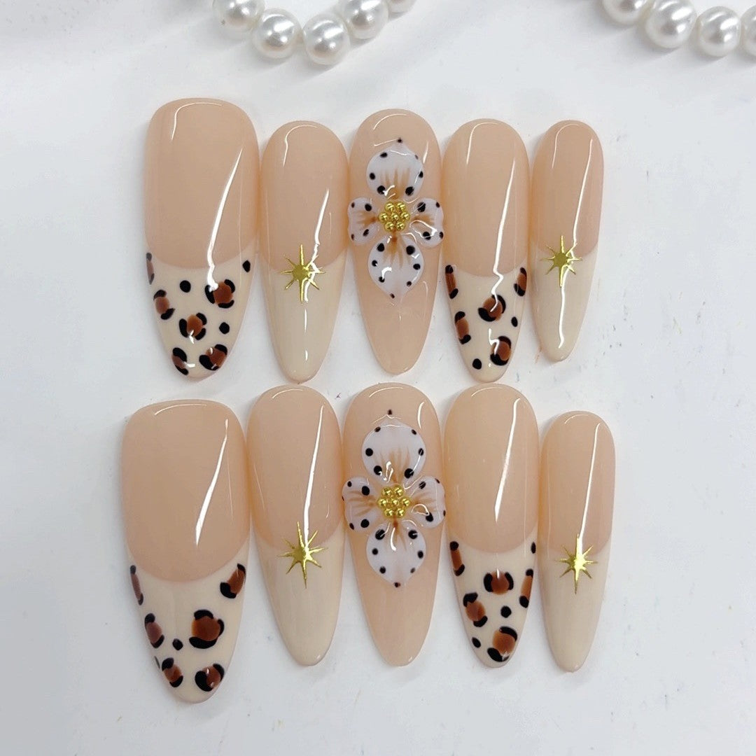 Sweet Leopard: "Leopard Blossom" – Medium Almond Nude & Leopard Print Handmade Press-On