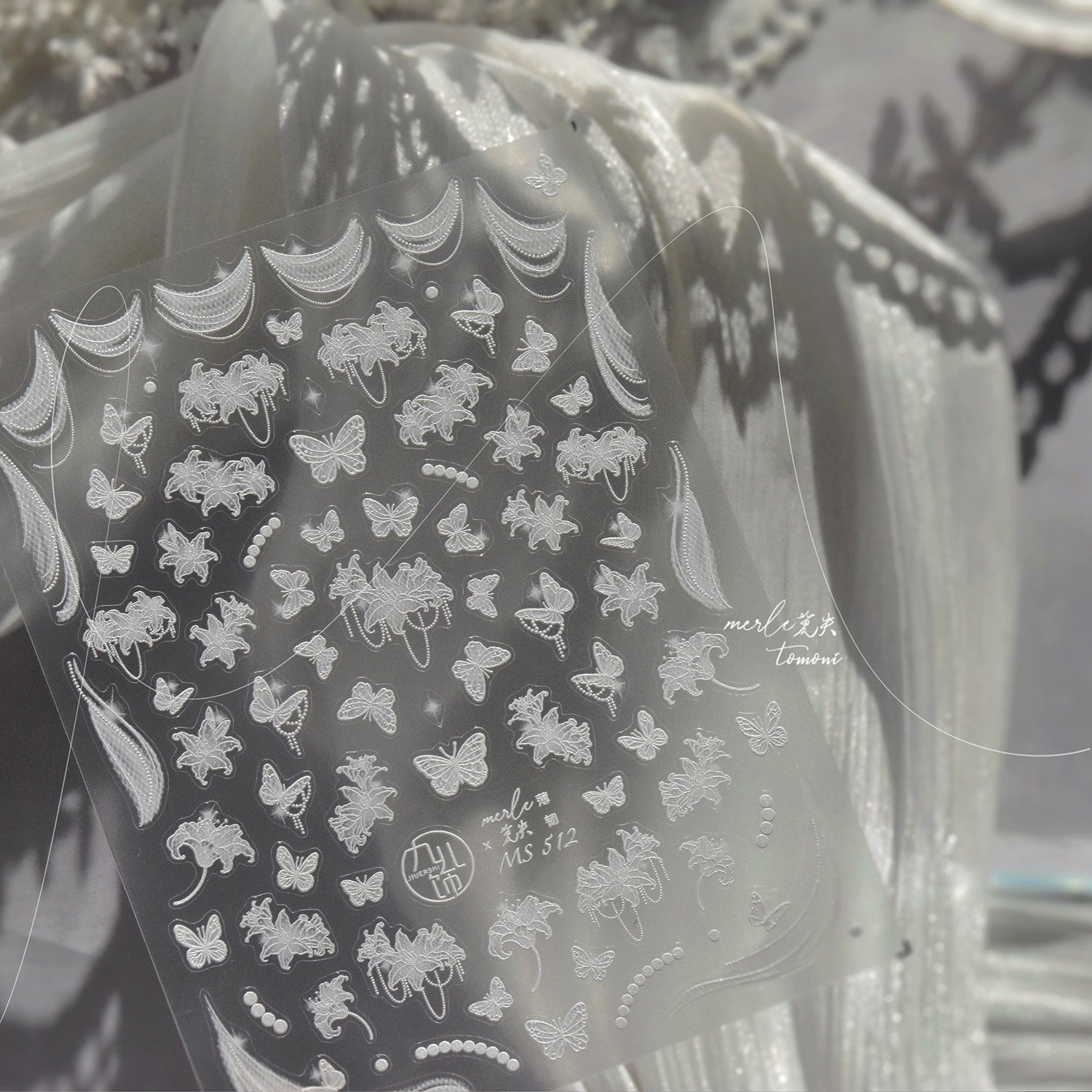 白色蕾絲與花卉甲貼 — 5D 浮雕婚禮優雅套組
