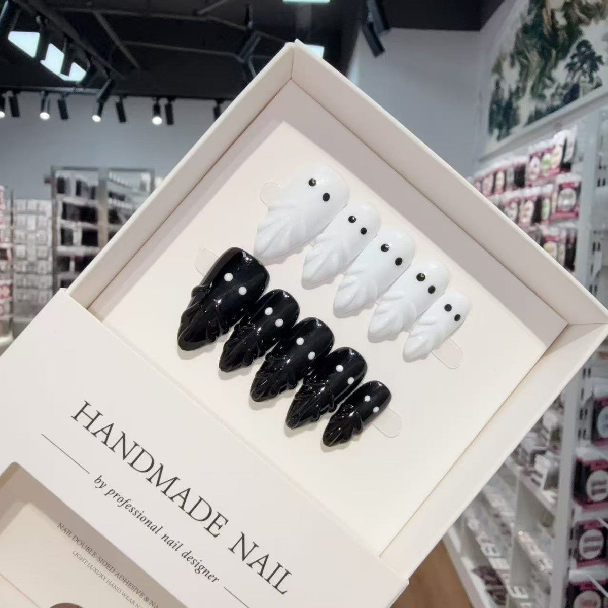 365nails: "Midnight Minions" – 3D Googly Eyes Handmade Stiletto Nails