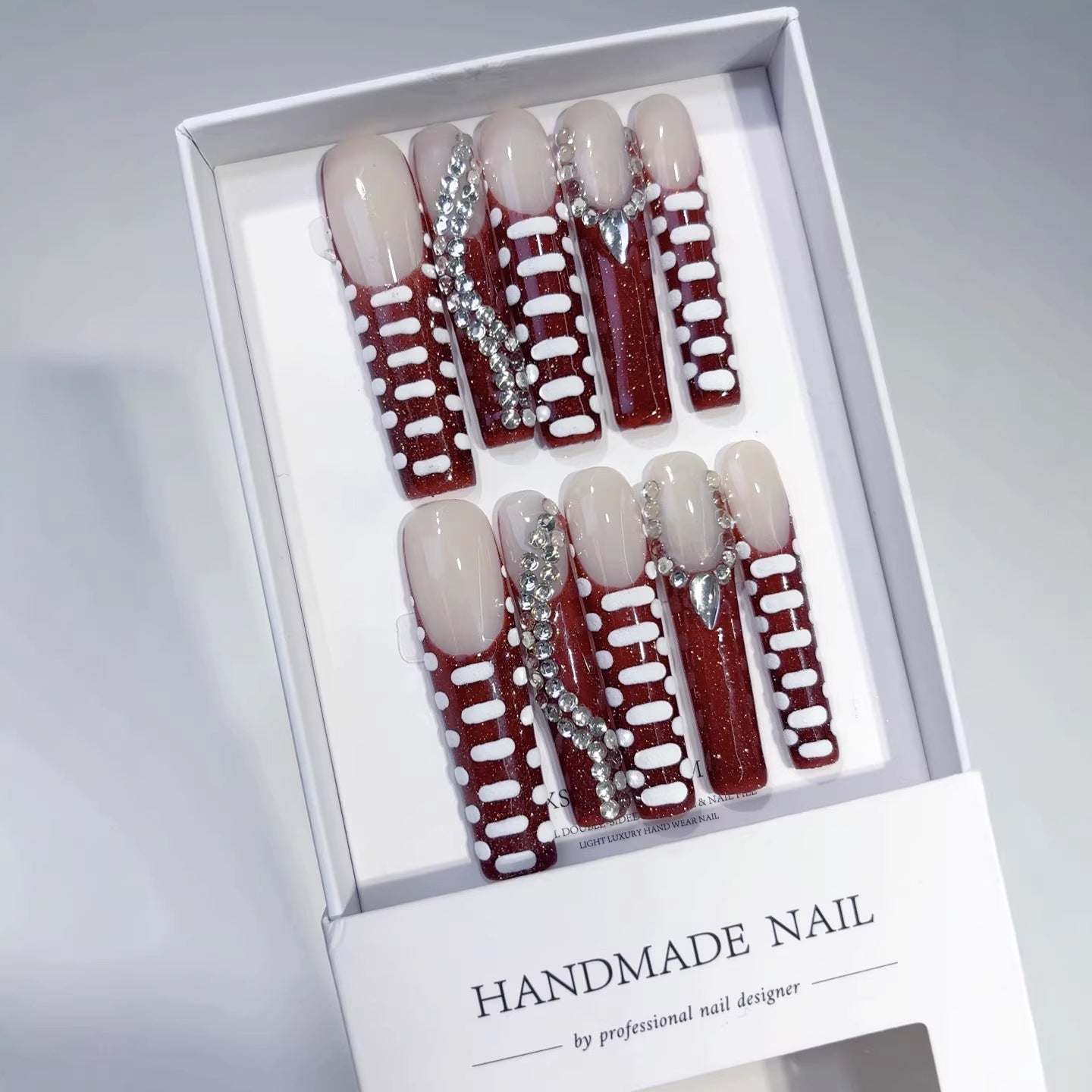 Red Linear Crystal Accent Modern Press On Nails