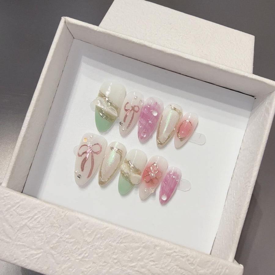 365nails: "Mint Bows" – 3D Bow Handmade Almond Nails