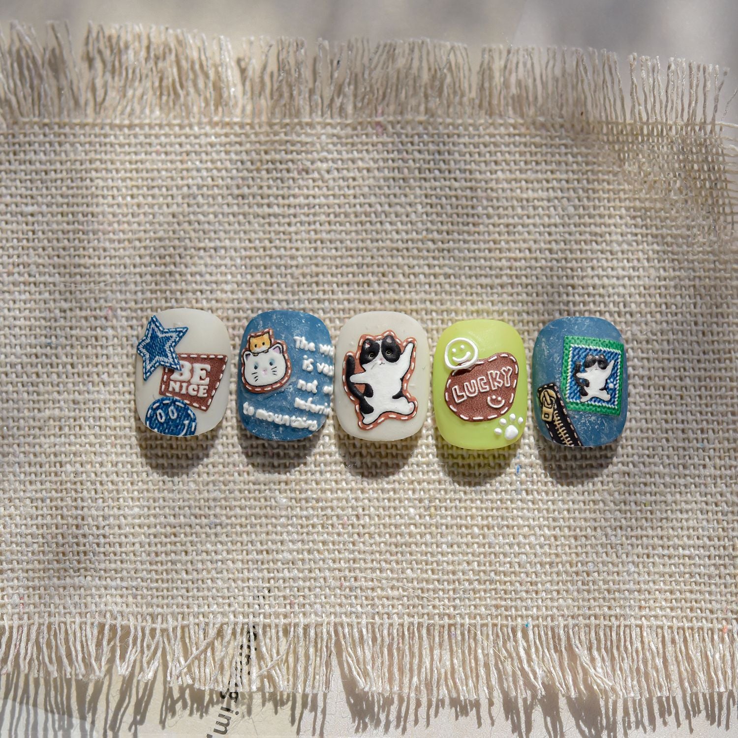 牛仔小貓與刺繡布章：「復古牛仔貓系列」— 5D 浮雕甲貼
