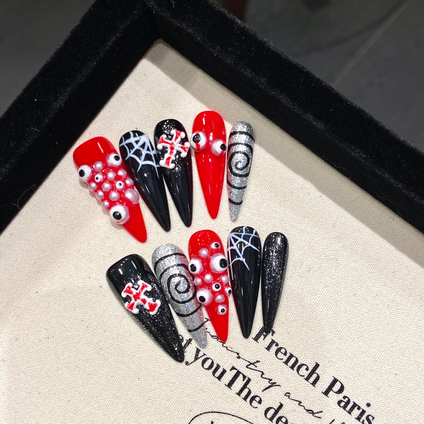 press on nails blood snake skin rivets millennial style Spice Girl three-dimensional dark girl handmade nails finished product | 365nails
