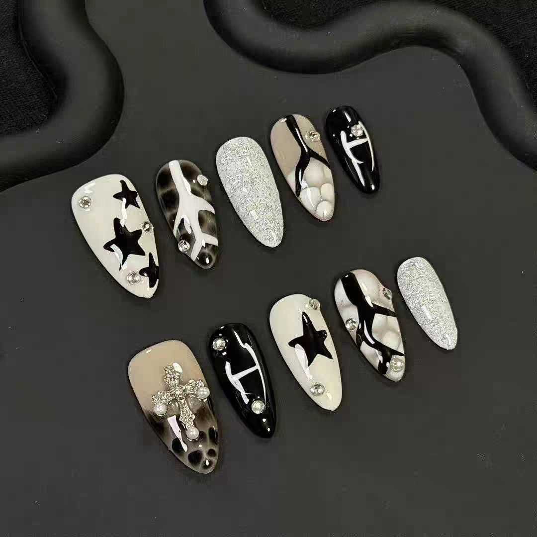 365nails: "Noite Estrelada" – Unhas de Amêndoa Artesanais 3D Estrelas e Mármore
