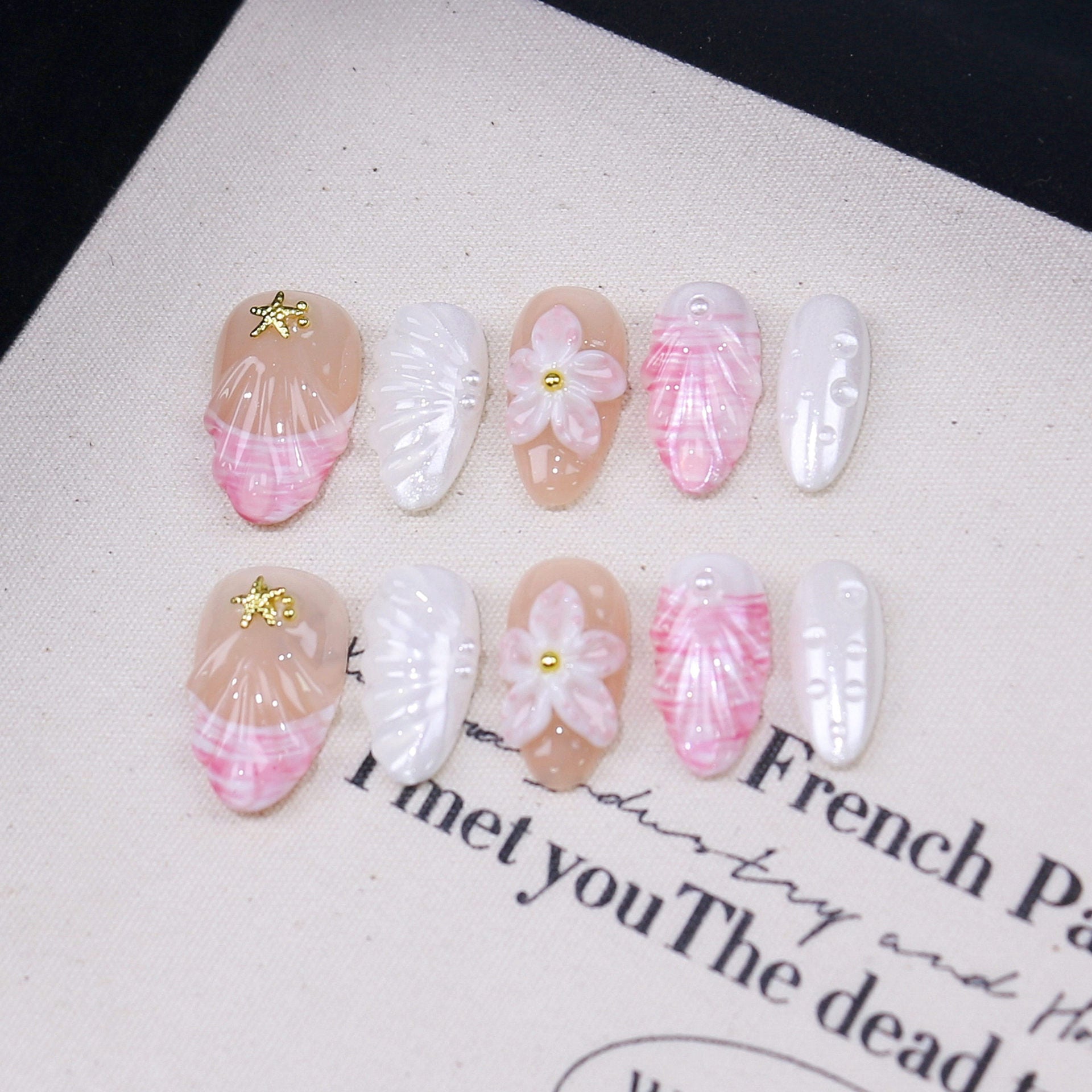 365nails-Sakura Seas： 「櫻花貝殼」—短款杏仁形手工製穿戴甲