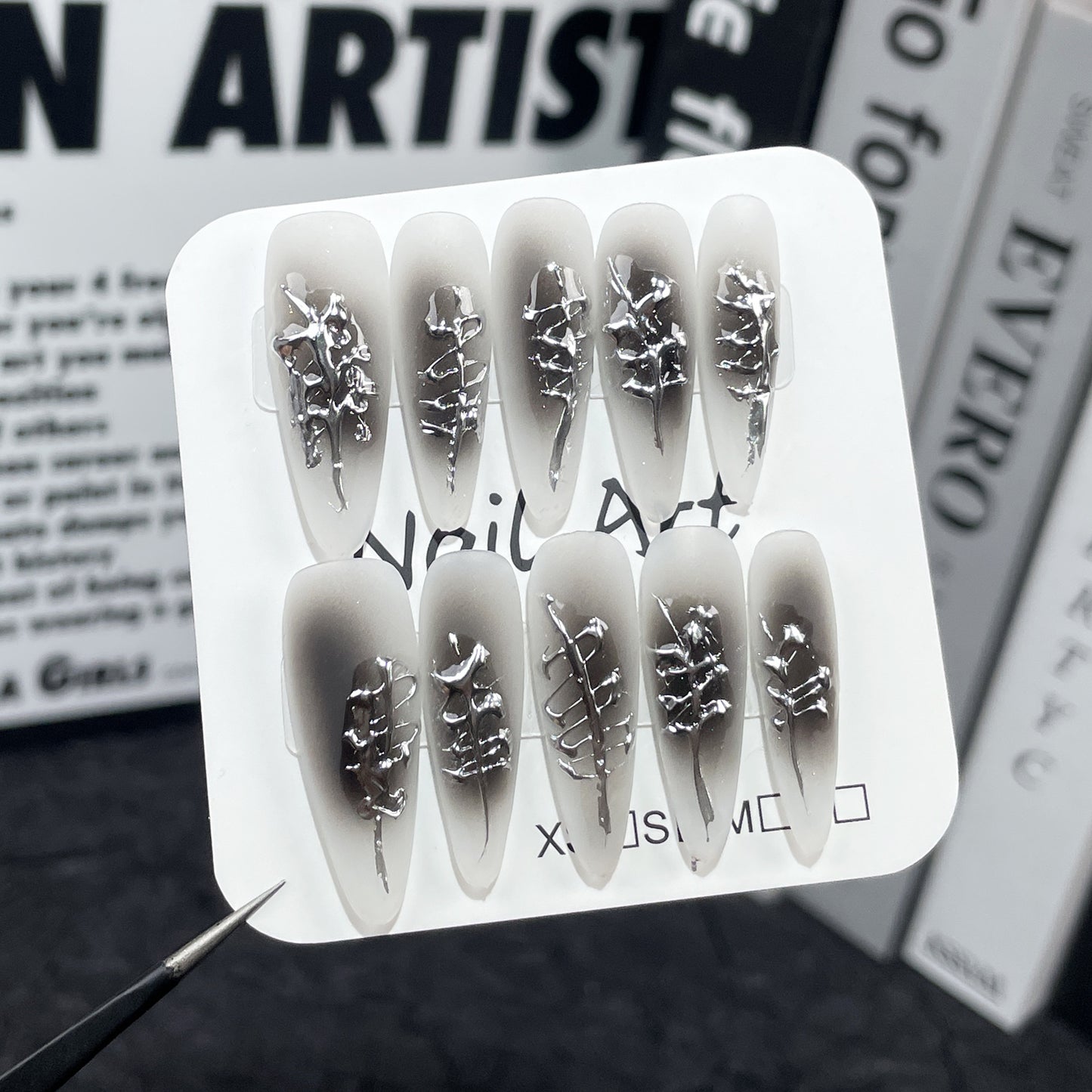 Handmade press on nails spray gun Black gills Metal liquid modeling Long tip Hand manicure  sticker Fake nail｜365nails
