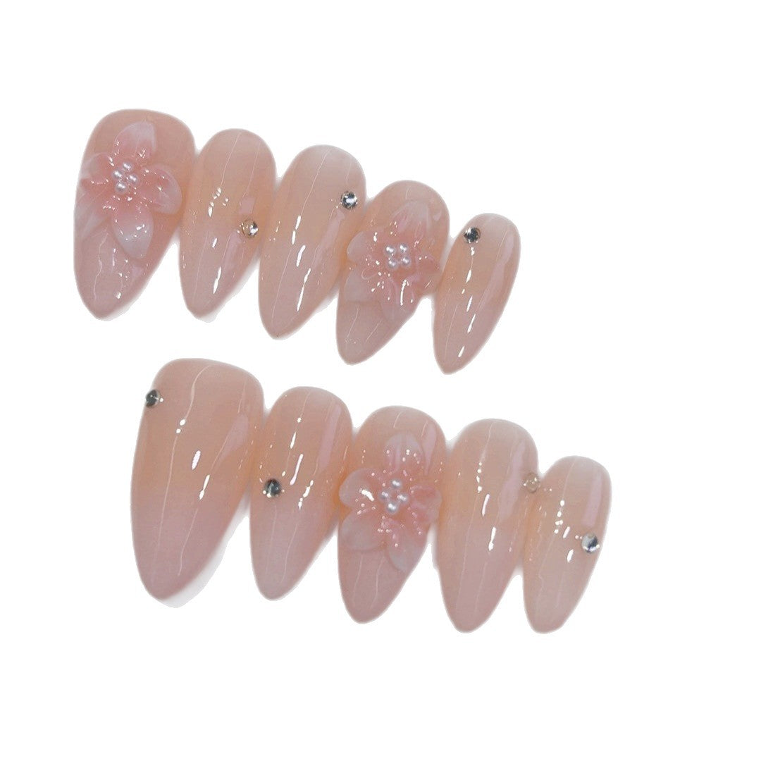 Pétale Blush : « Grâce Fleur de Perles » – Ongles press-on forme amande