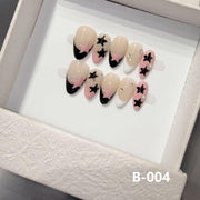 365nails: "Starry Night Gradient" – 3D 별 장식 & 프렌치 팁 수제 미디엄 아몬드형 네일