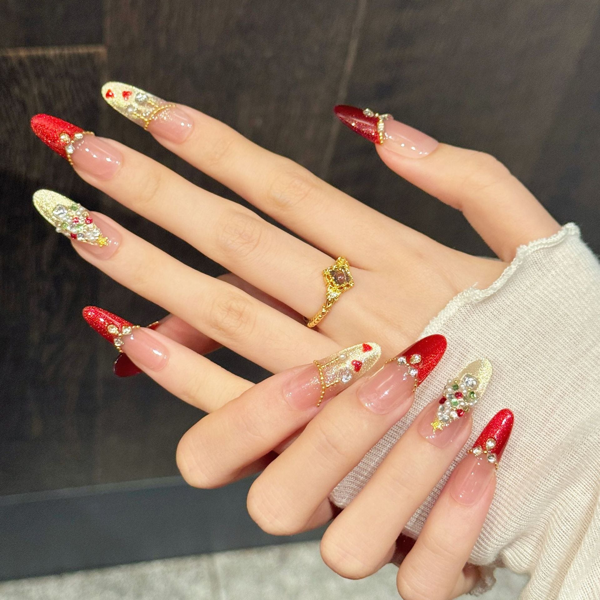 Festive Red Gold Rhinestone Gradient Christmas Press On Nails