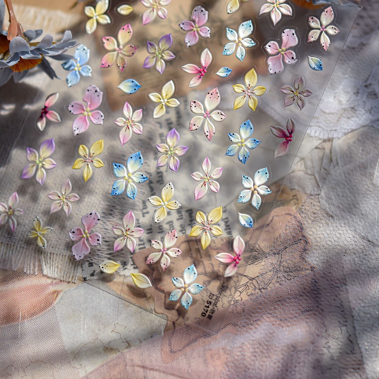 365nails: 粉彩彩虹花朵 — 美甲貼紙