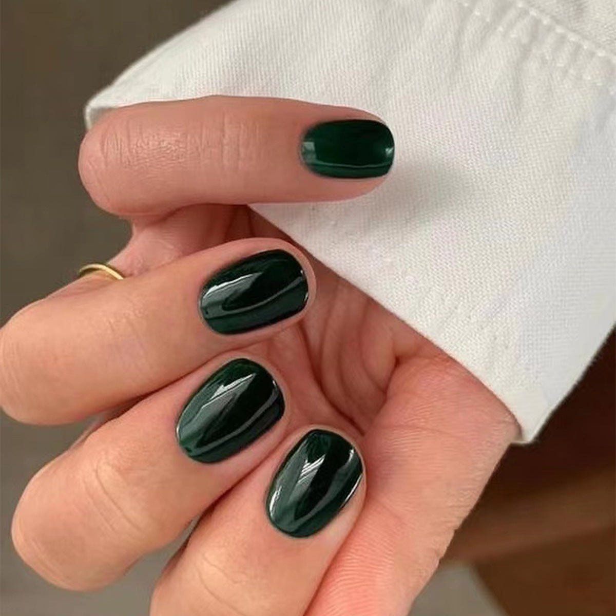 Factory direct sales of 24 pieces of manicure classic solid color wearable nail film short wearable removable nail film wholesale｜365nails