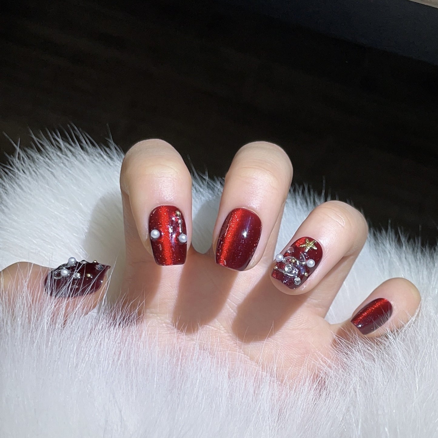 Wine Red Pearl Christmas Press‑On Nails – Snowflake & Ribbon Design