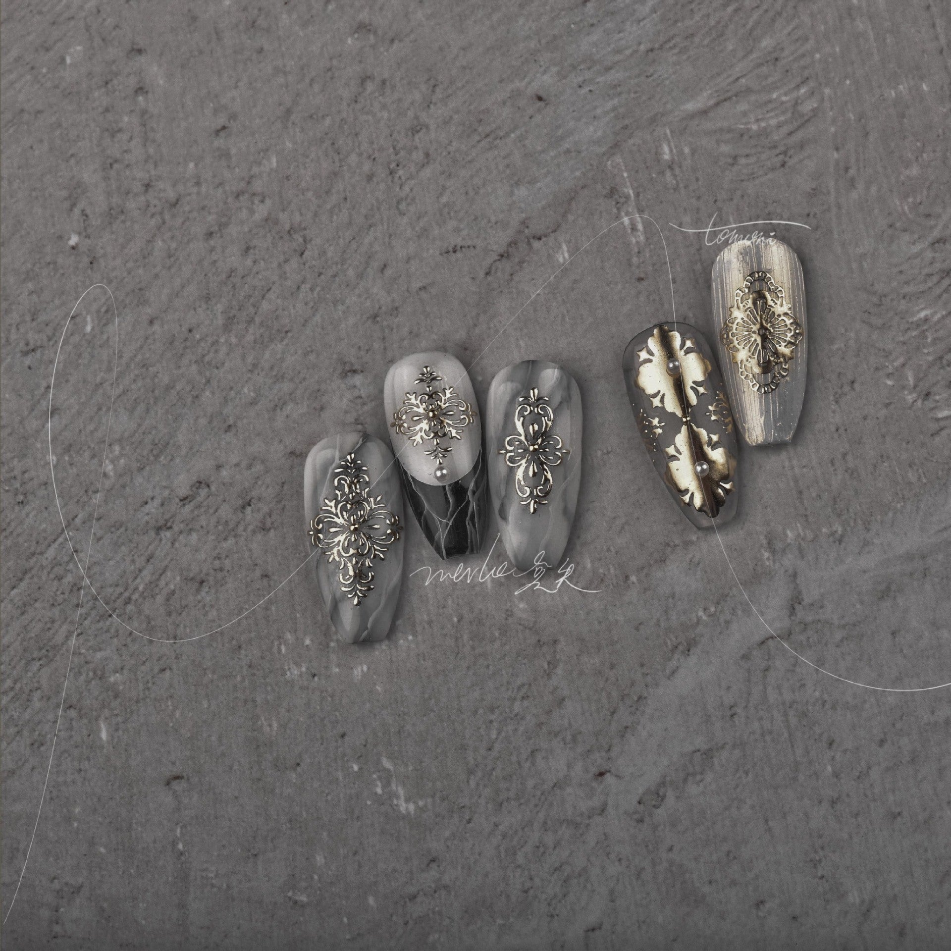 Silver Baroque Emboss – Vintage Elegant Nail Art Stickers