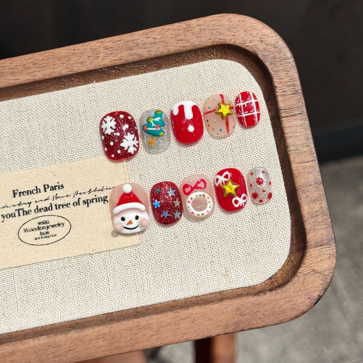 Festive Red Christmas Cute Winter Nails