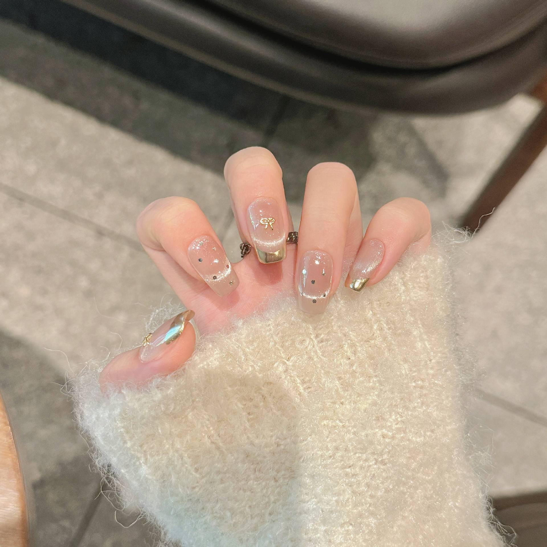 365nails: "Golden Dew" – Minimalist Gold Foil & Chrome Handmade Coffin Nails