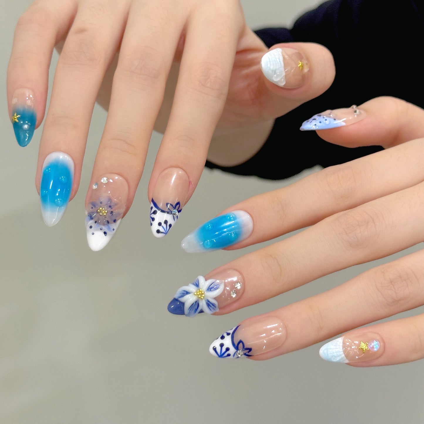 Blue Floral Gradient Chic Summer Press On Nails