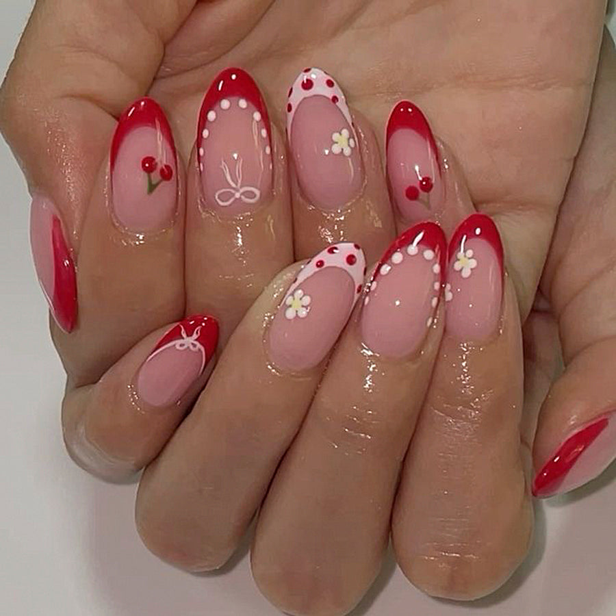 Ongle amande court rouge french doux, très demandé, à porter en gros｜365nails