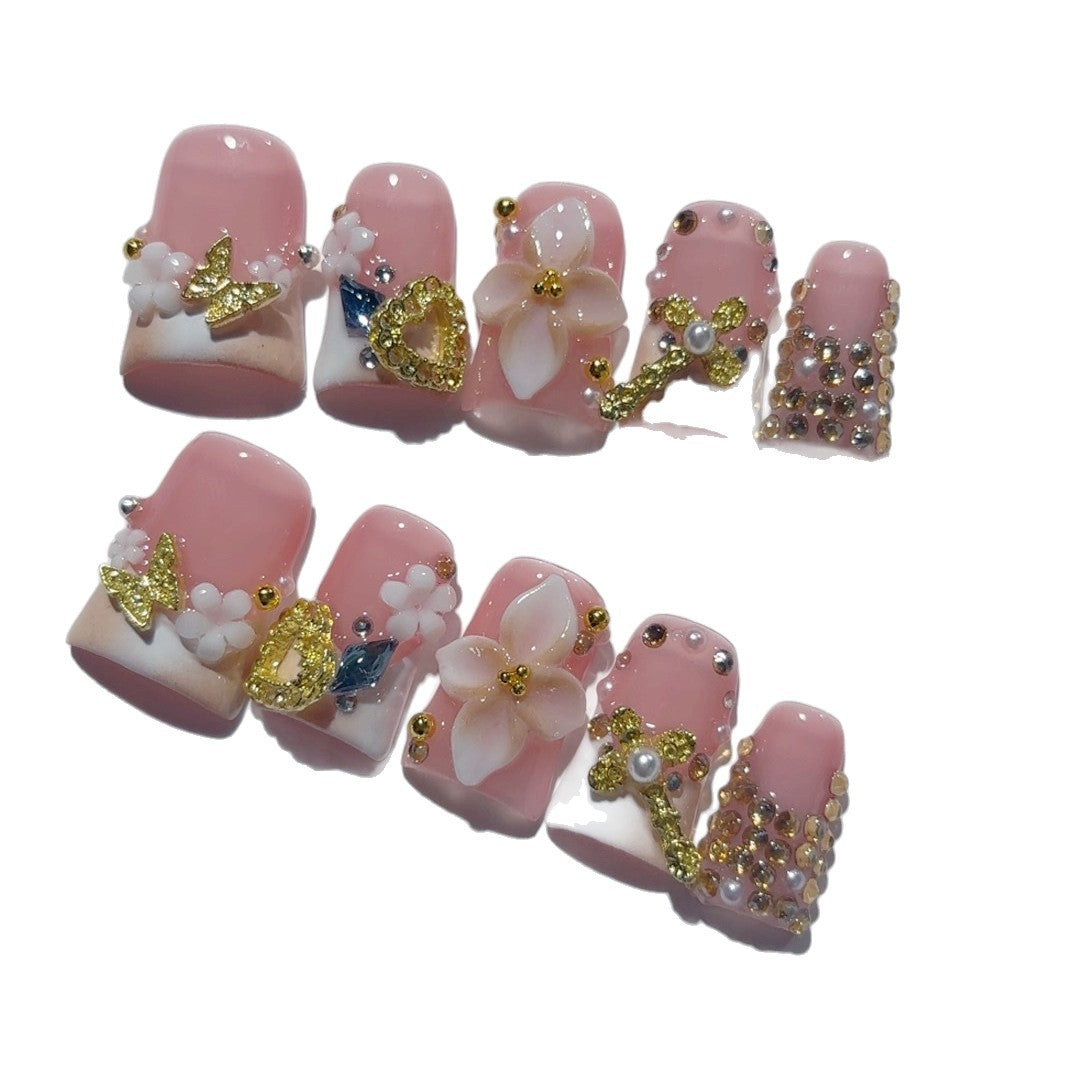 Sakura Bloom: "Flor de Cerejeira e Filigrana Dourada" – Unhas Postiças Curtas Amêndoa