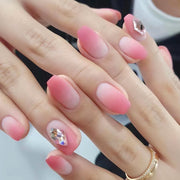 簡約短款胭脂粉穿戴甲｜水鑽裝飾甲片｜365nails
