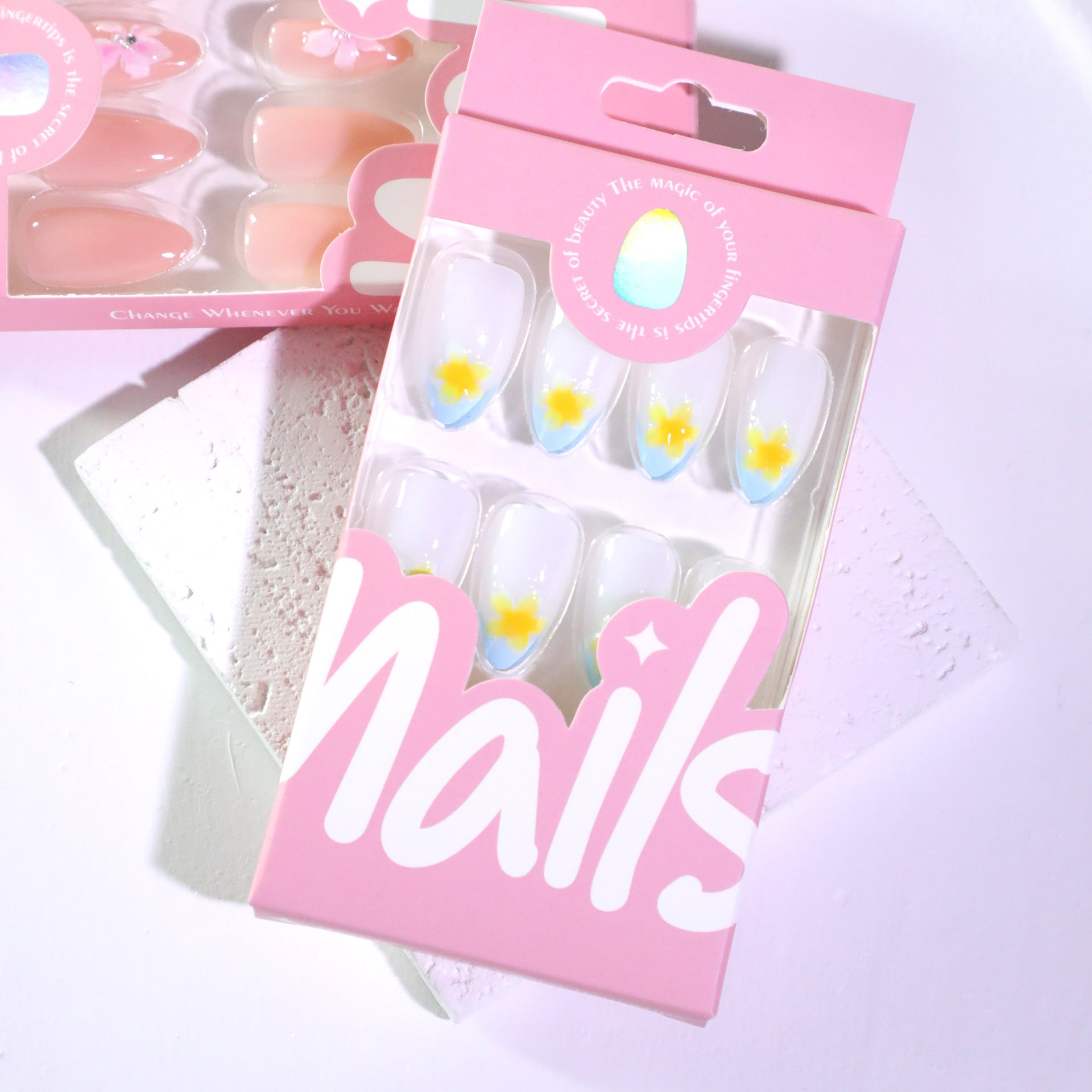 Filme de arte de unha simples azul francês, unhas curtas e redondas, unhas postiças com flores tropicais 3D, atacado ｜ 365nails