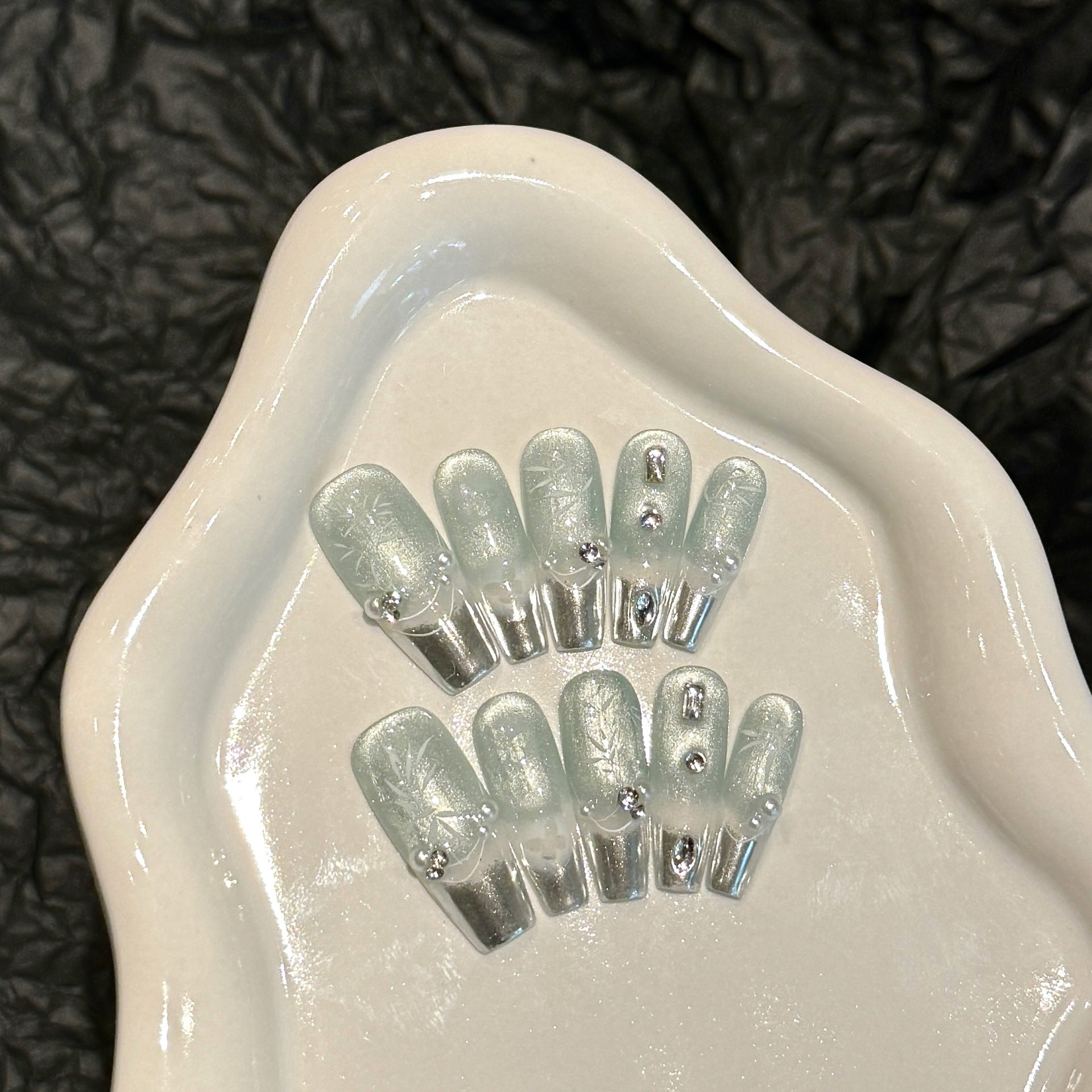 365nails: "Frosted Chrome" – Metallic French Tip Handmade Short Square Nails