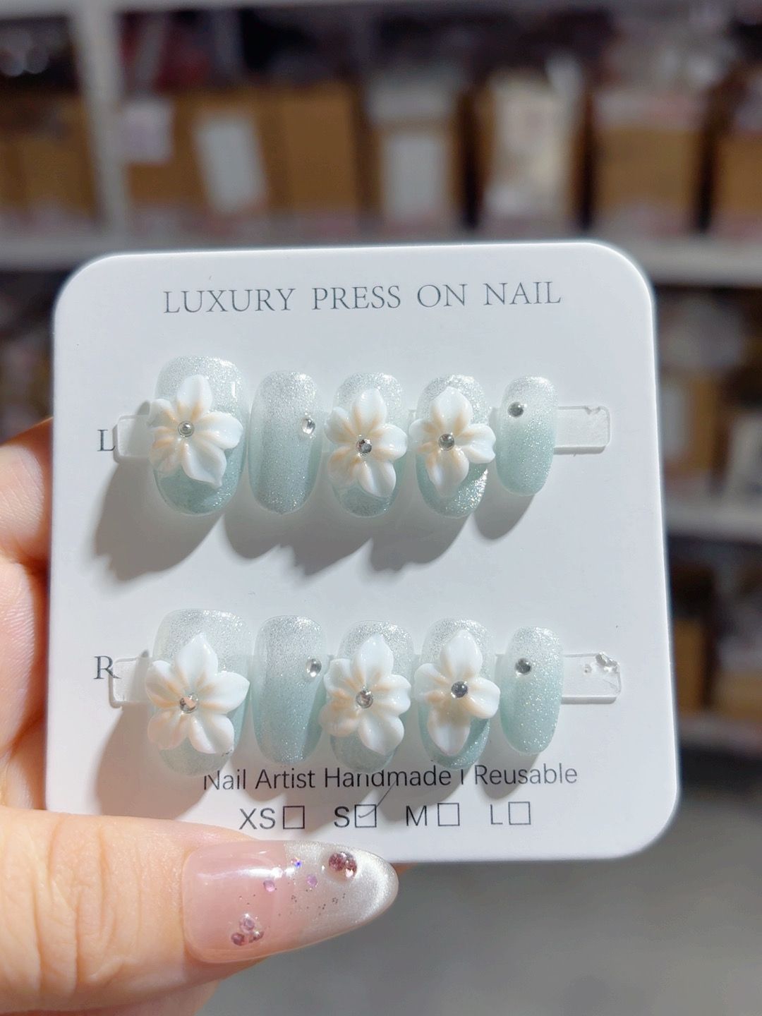 365nails-Seaside Serenity: "Mother-of-Pearl Bloom" – Short Square Handmade 3D Carved Press-On Nails