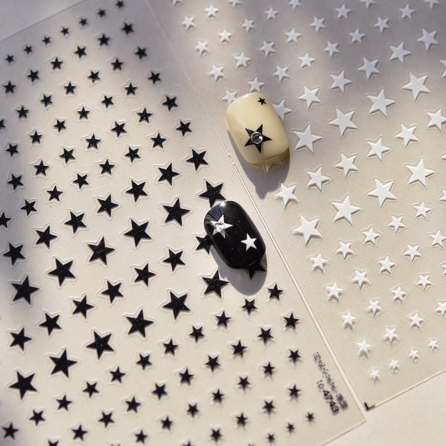 Shiny White Stars – Minimalist Celestial Nail Art Stickers