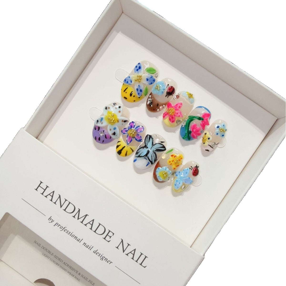 365nails: Fantaisie tropicale – Ongles courts faits main, fleurs et papillons 3D