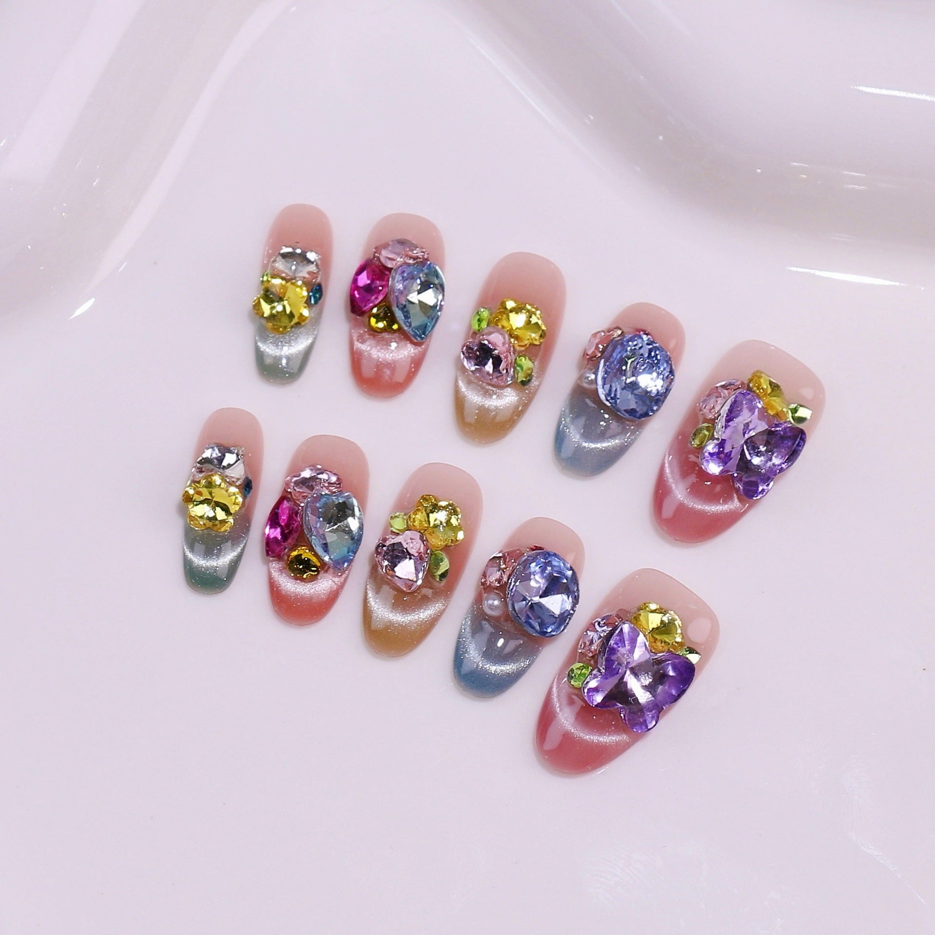 365nails-Gemstone Gala: "Rainbow Crystal" – Unhas Postiças Curtas Amendoadas Feitas à Mão