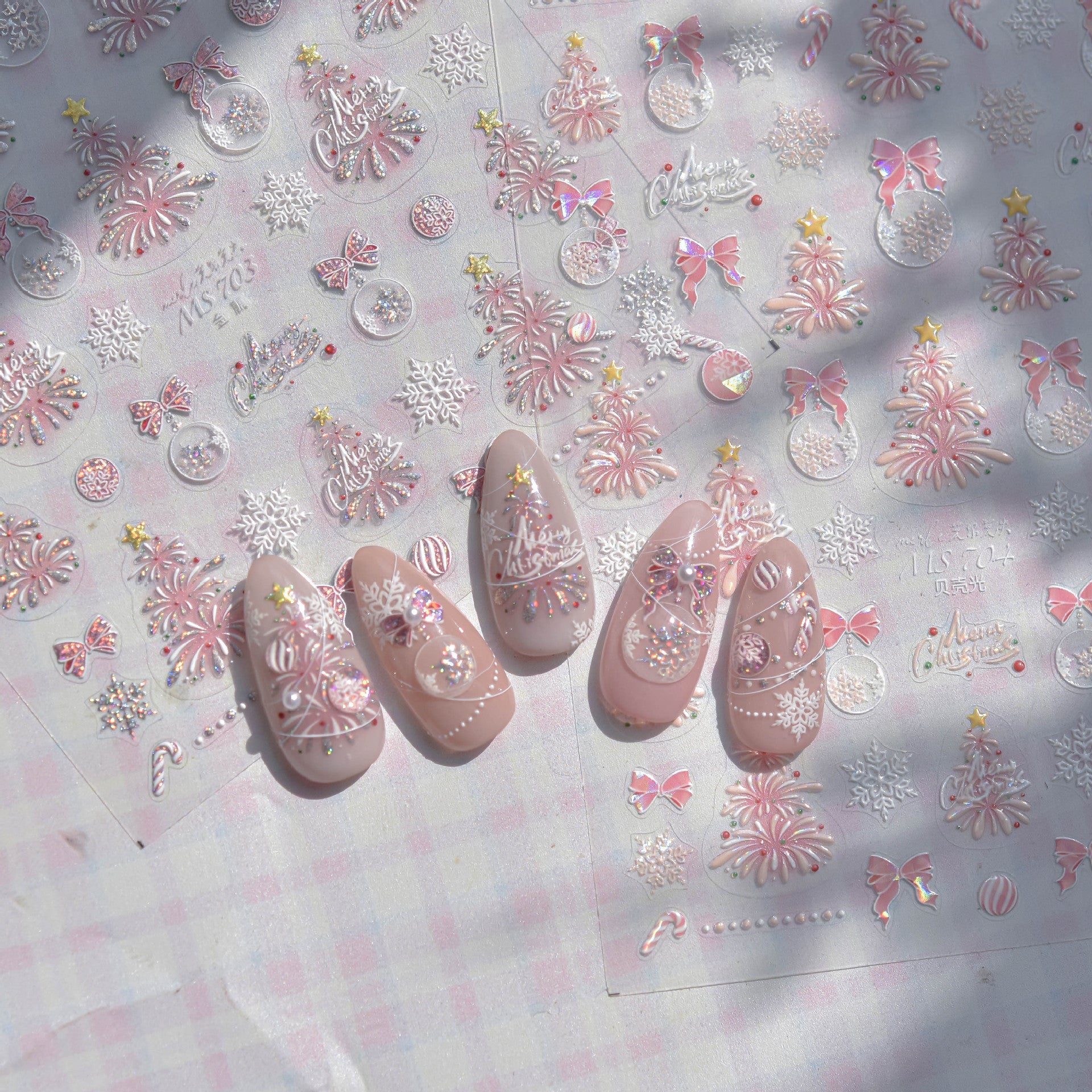 365nails: "Pink Christmas Tree & Bow" – nail art stickers