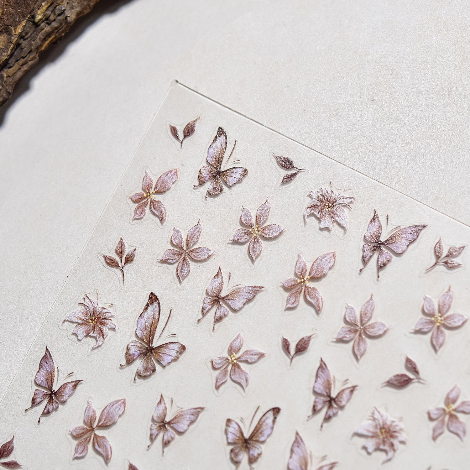 365nails: "Vintage Pink Butterfly" – nail art stickers