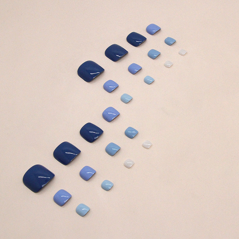 Temperamento suave Klein azul saltando cor atmosfera em um vento Press-on unhas dos pés manicure de unhas postiças branco Press-on unhas dos pés pedaço de unha｜365nails