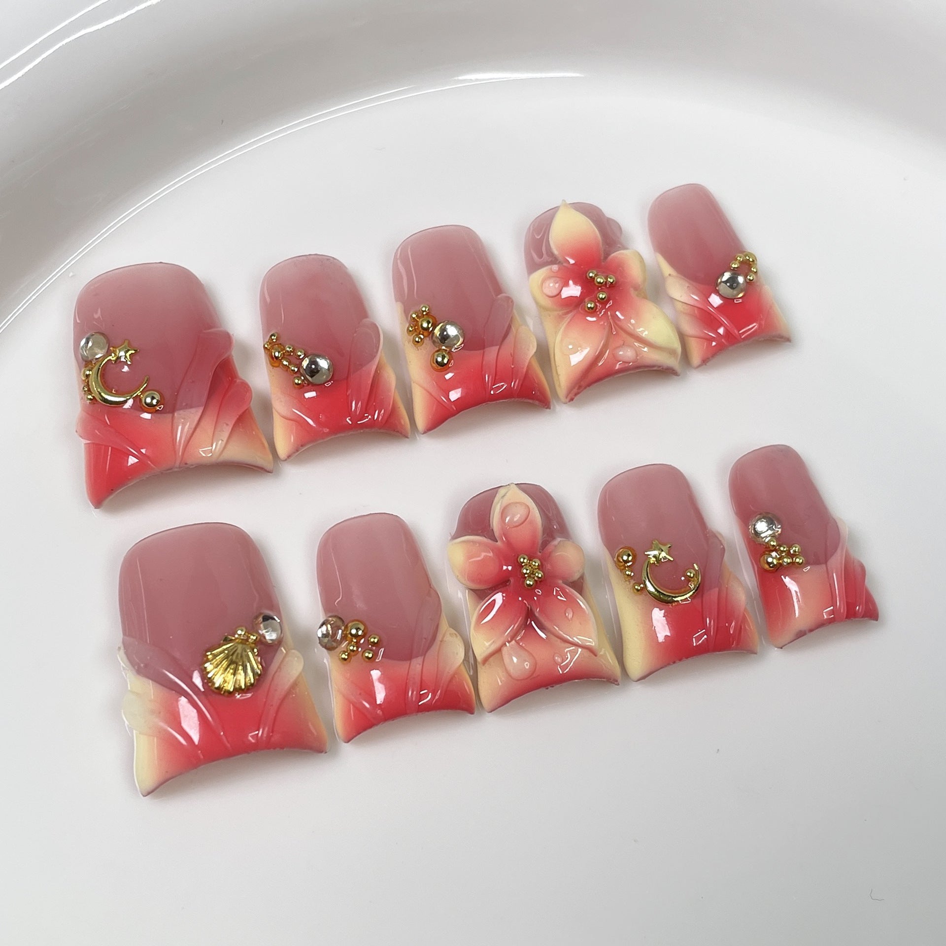 Coral Petal Seashell Series Press-On Nails