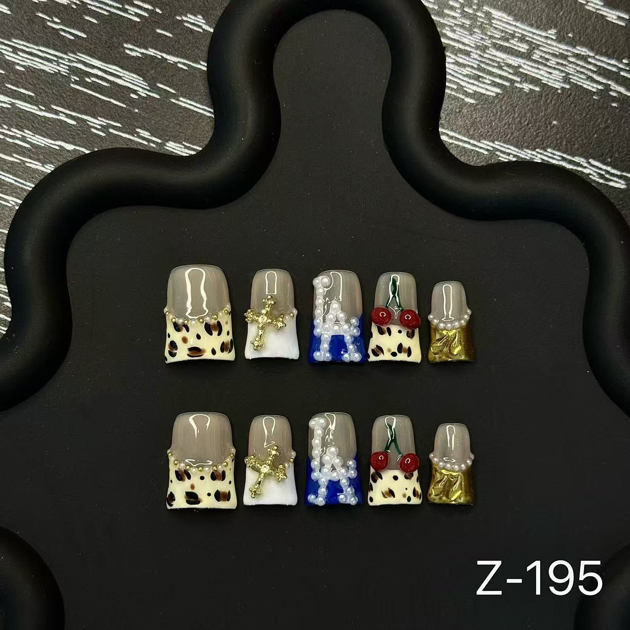 365nails：巴黎時尚 — 3D 蝴蝶結與艾菲爾鐵塔手工製方形穿戴甲
