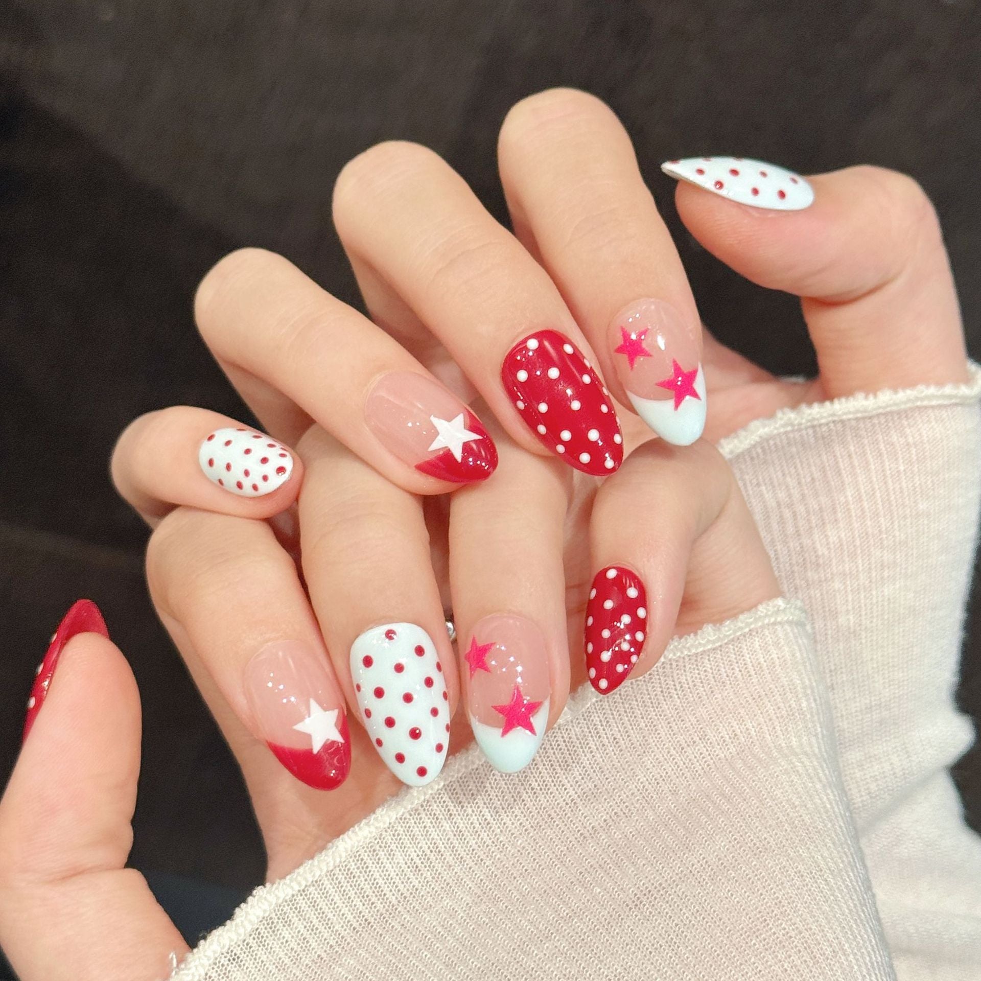 365nails: "별빛 도트" – 레트로 수작업 페인팅 숏 스퀘어형 네일