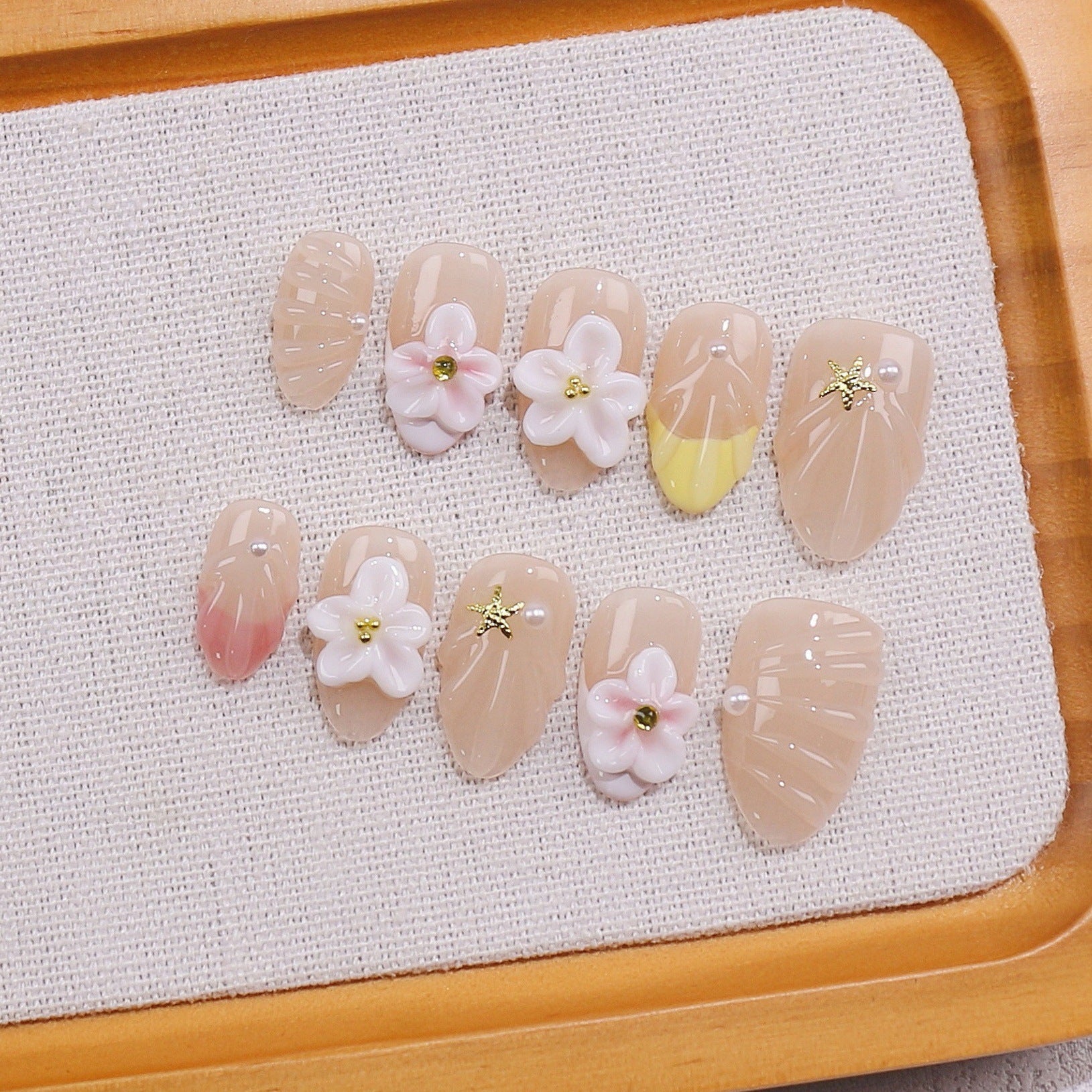 365nails-甜美綻放：櫻花貝殼 — 短款杏仁形手工製穿戴甲