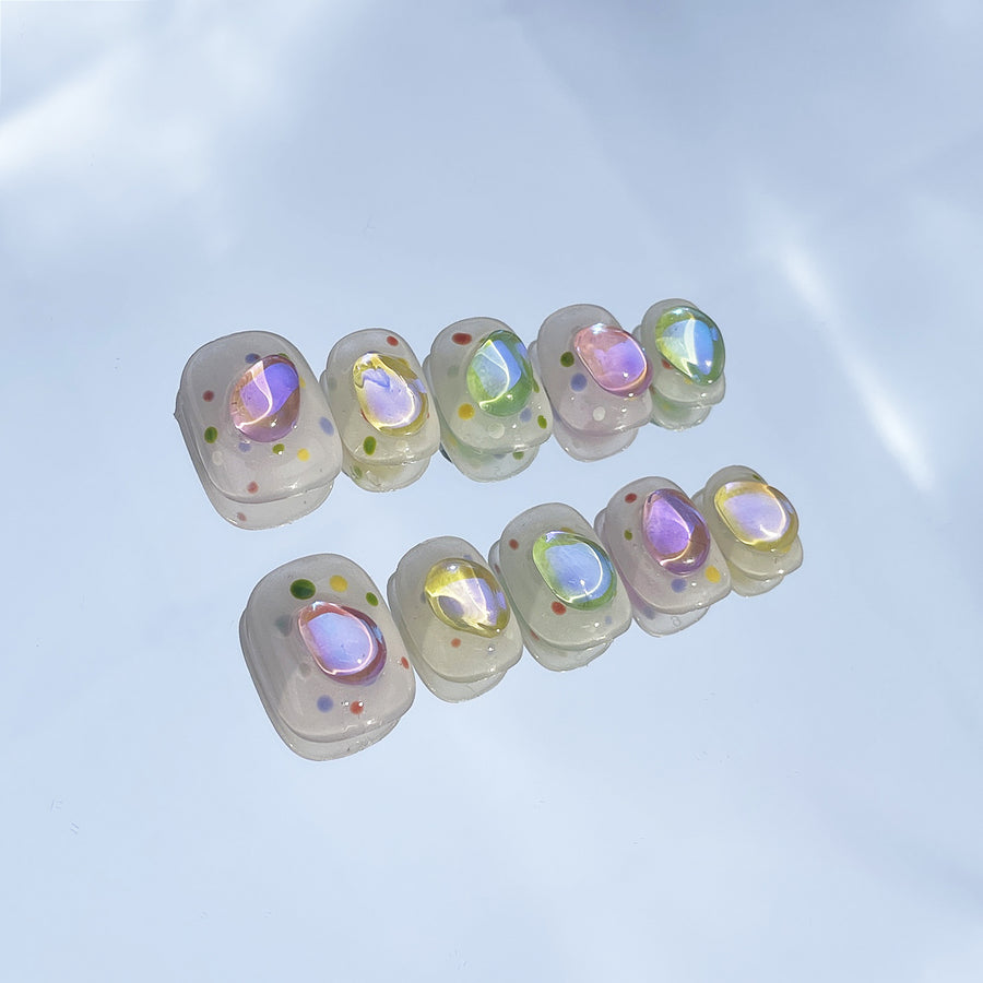 365nails: "Aurora Jelly Bubbles" – Short Squoval Handmade Press-On Nails