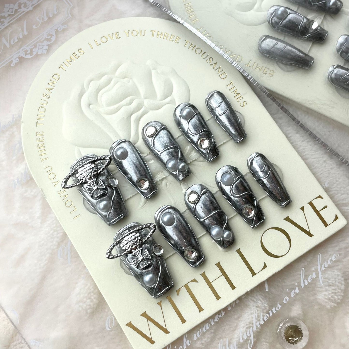 [Purely handmade real shot] The Queen Mother of the West wears a bright silver Spice Girl wind finger that can be worn repeatedly | 365nails
