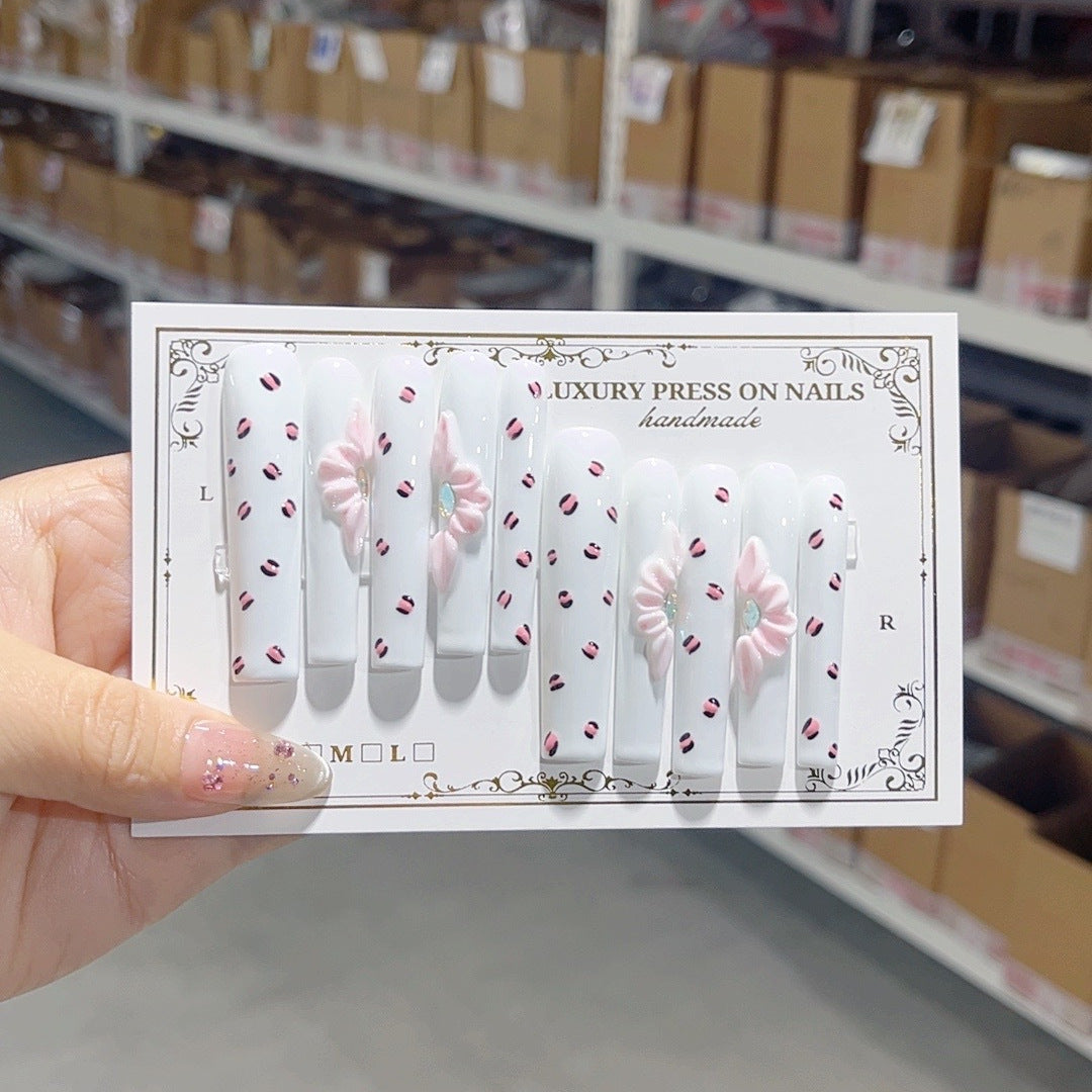 White Dotted Floral Accent Playful Press On Nails