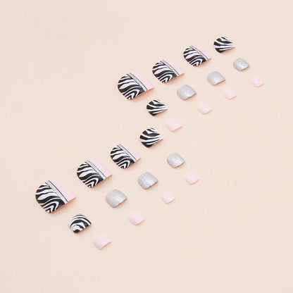 Manicure com estampa de zebra flash, pato mandarim, feitiço duplo, unhas postiças, modelo de unhas postiças, manicure preta e branca, garota gostosa e doce, unhas postiças, peça de unha｜365nails