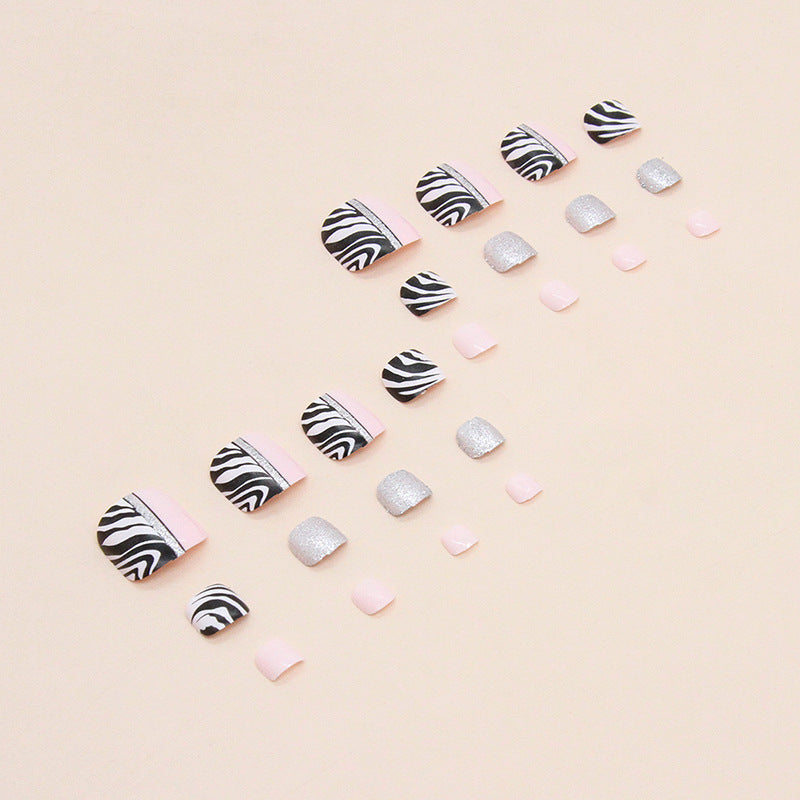 閃亮斑馬紋×鴛鴦雙拼 黑白腳趾穿戴甲｜甜酷風 熱辣女孩 甲片｜365nails