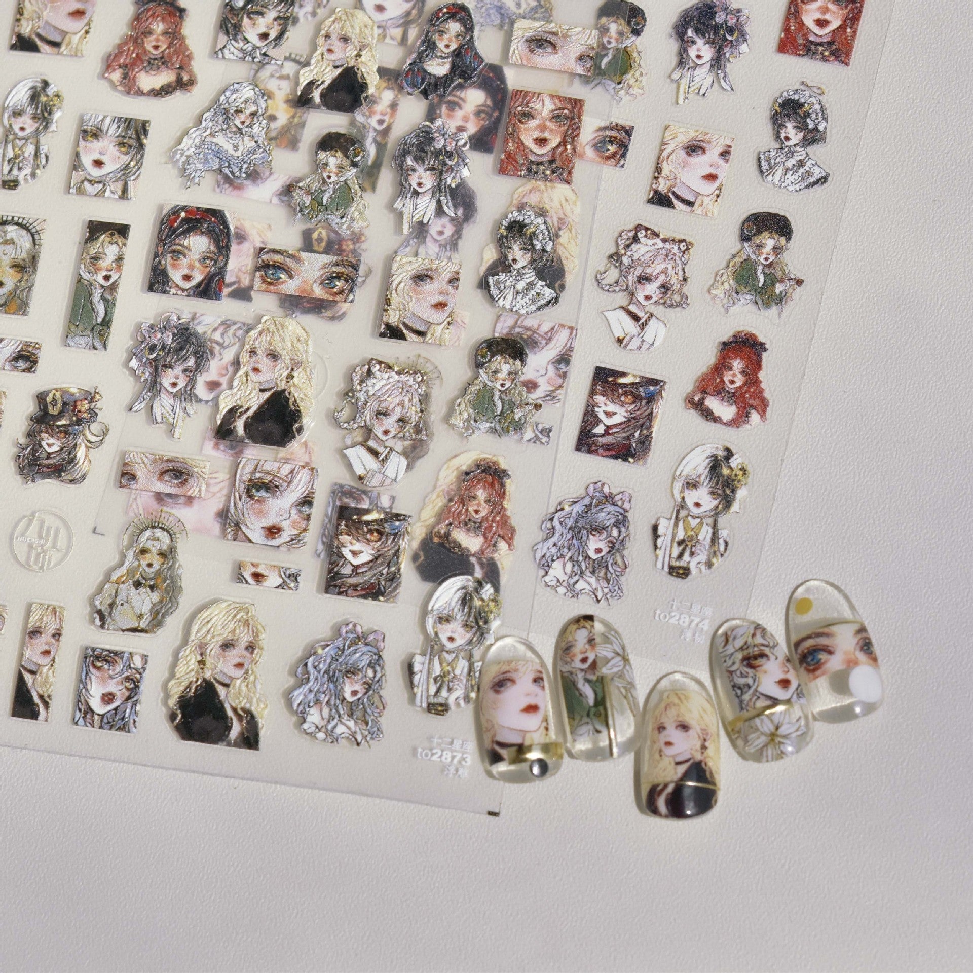 365nails: 고딕 애니메 소녀 초상화 네일 아트 스티커