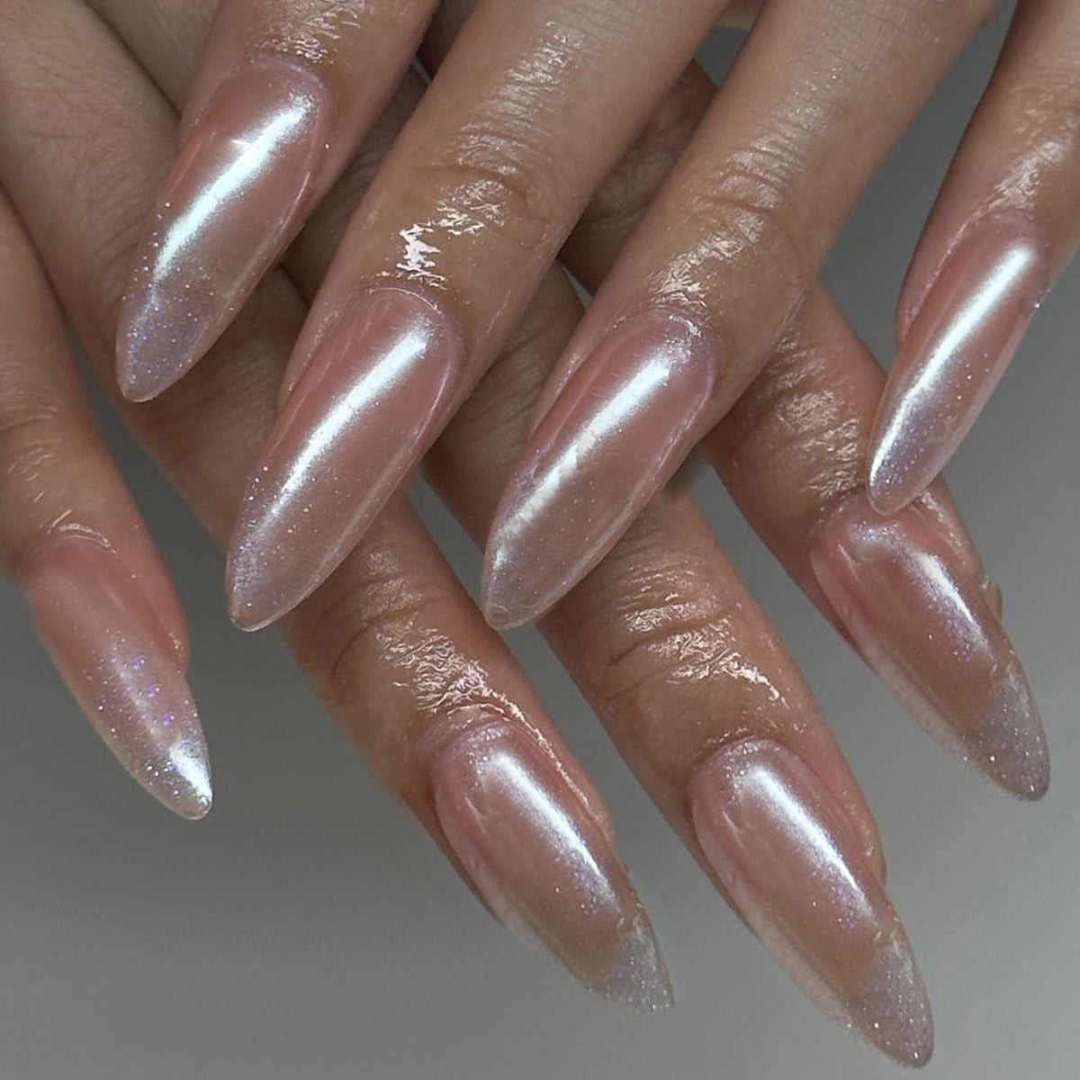 裸色雷射美甲｜長款杏仁形批發｜365nails
