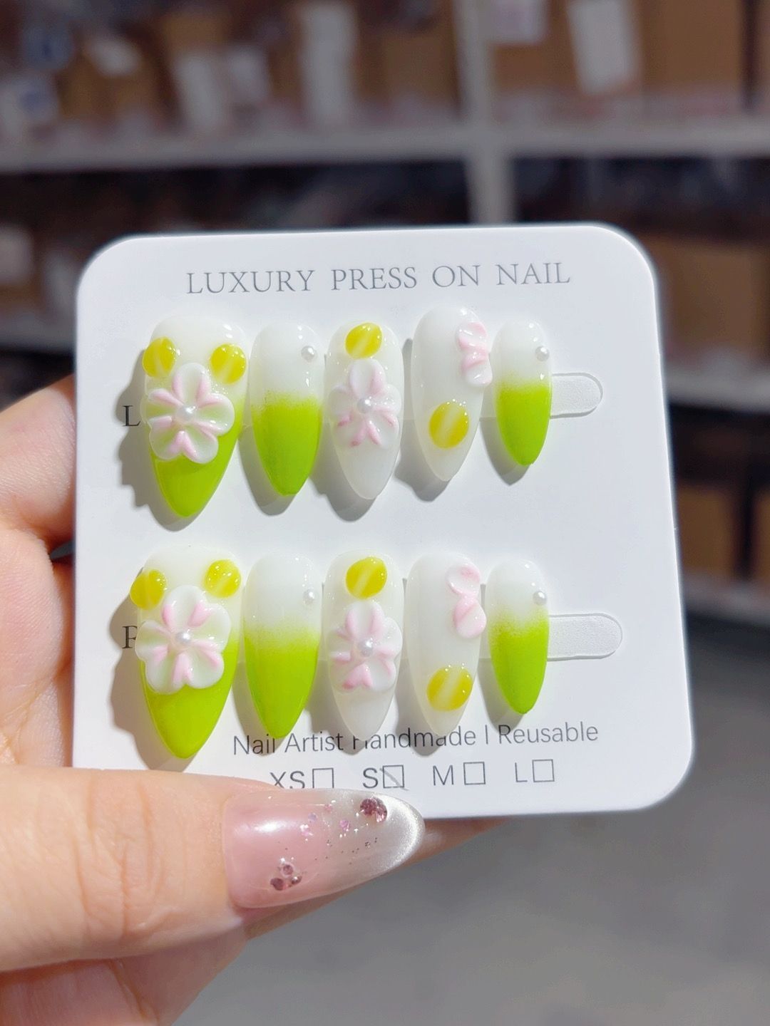 365nails-Spring Dew: "Lemon Daisy" – Almond Shape Handmade 3D Carved Press-On Nails