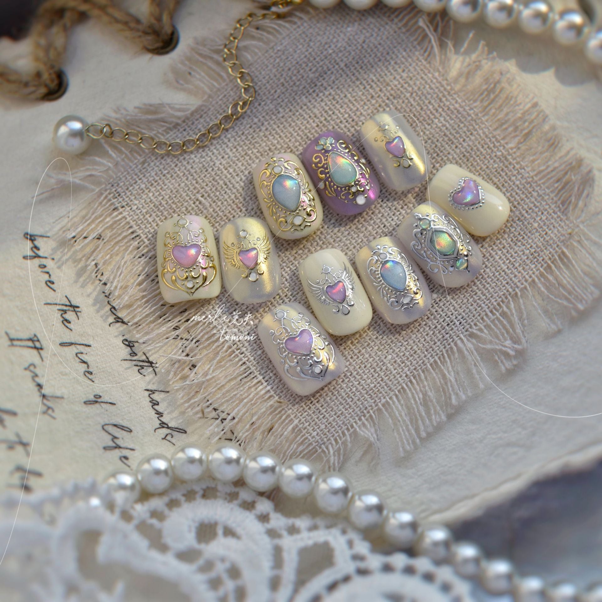 Gold Vintage Gem Frame & Heart: "Regal Antique Gemstone" – 5D Embossed Nail Sticker