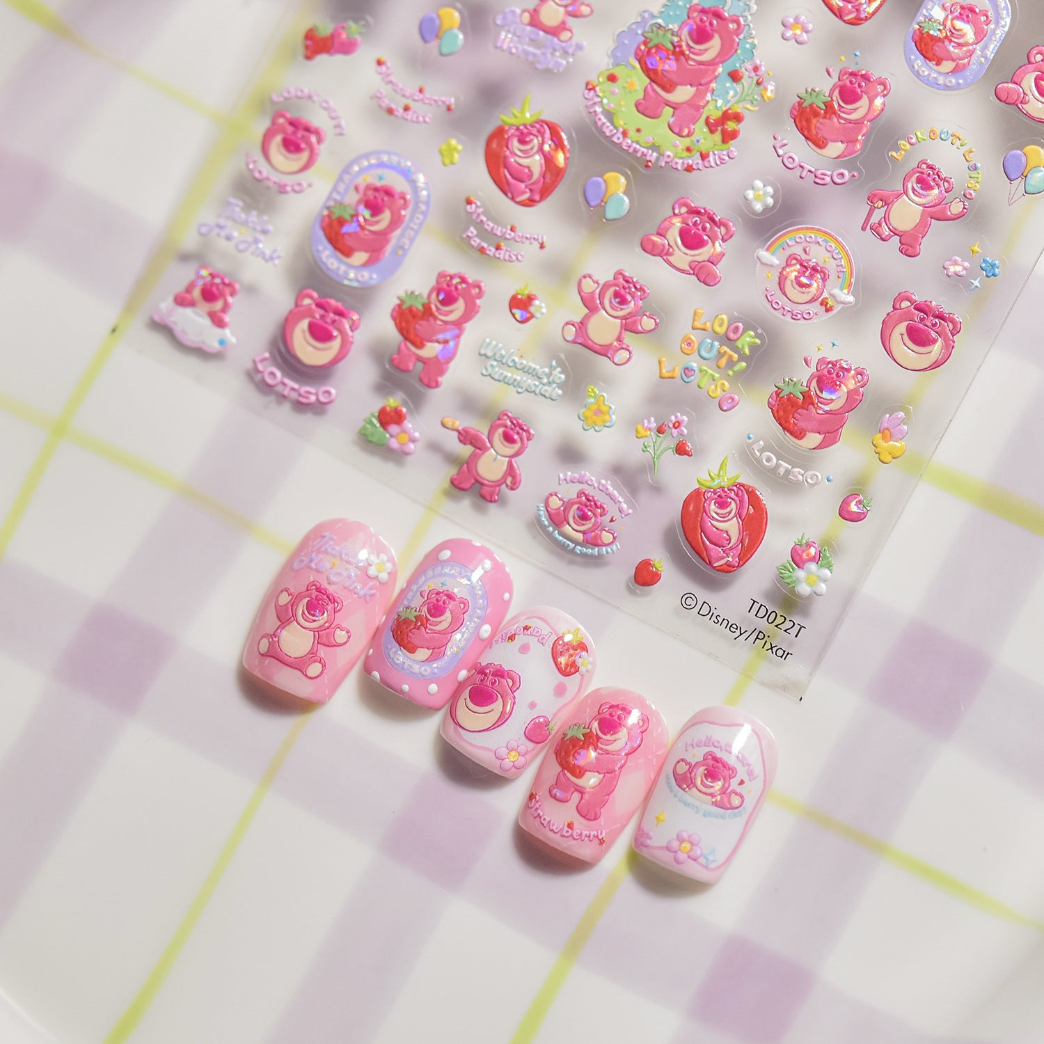 Lotso Strawberry – Disney Nail Art Accent Set