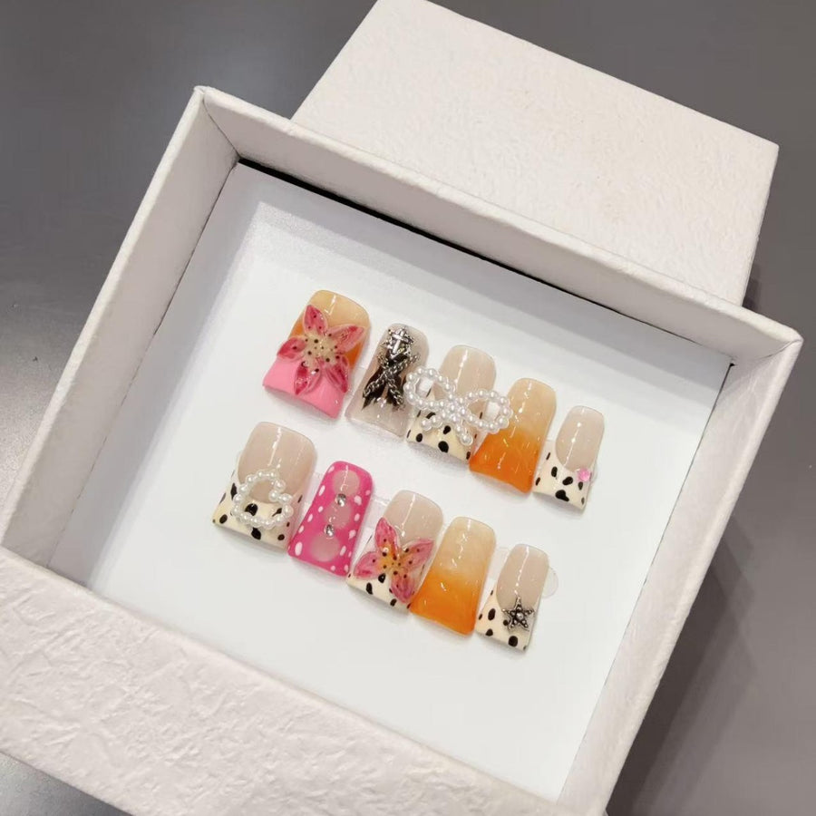 365nails: "Candy Paws" – 3D Dalmatian Handmade Coffin Nails
