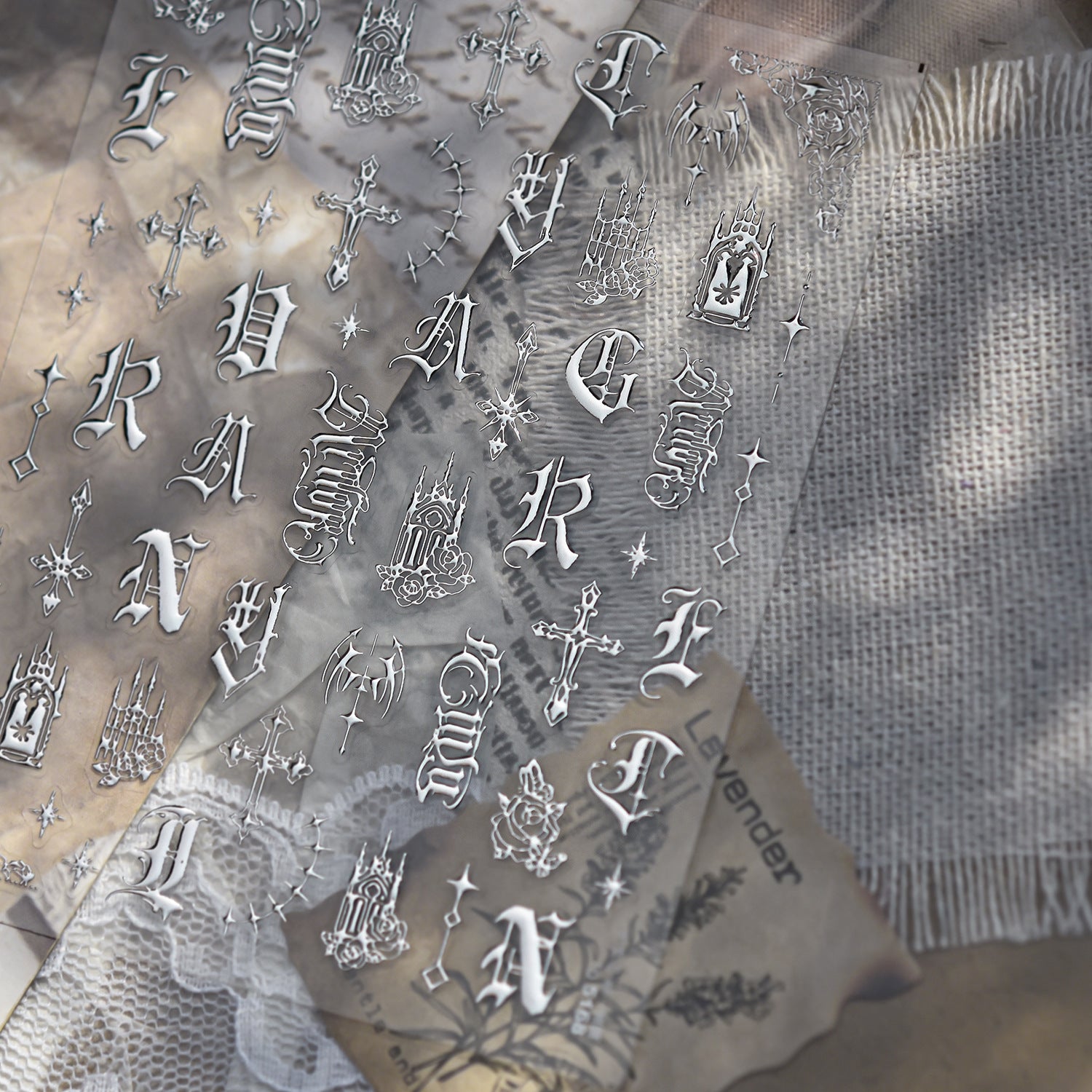 哥德字母系列："金箔哥德" – 3D 金屬甲貼