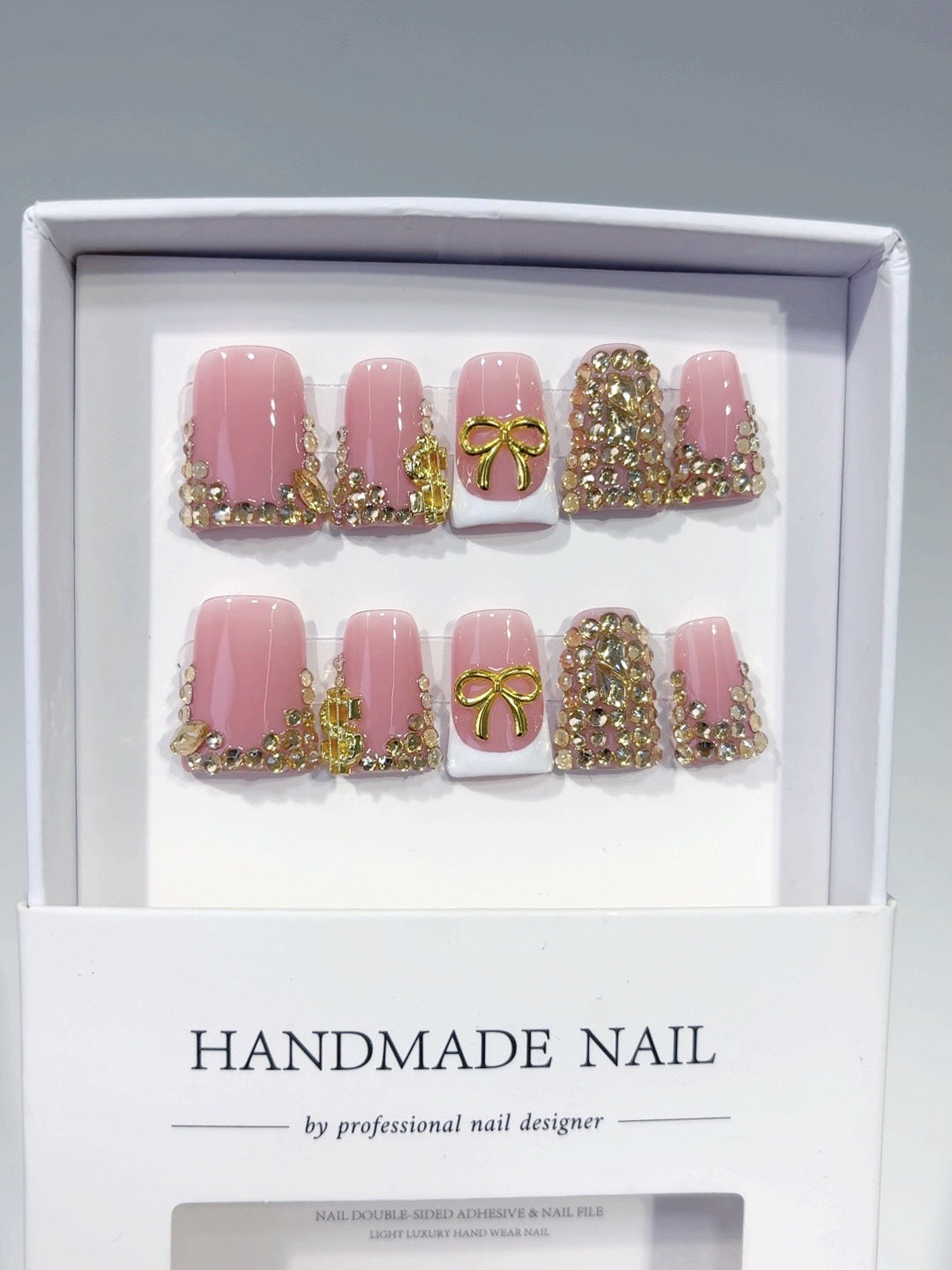 Rich Bling: "Golden Bow & Dollar" – Square Press-On Nails