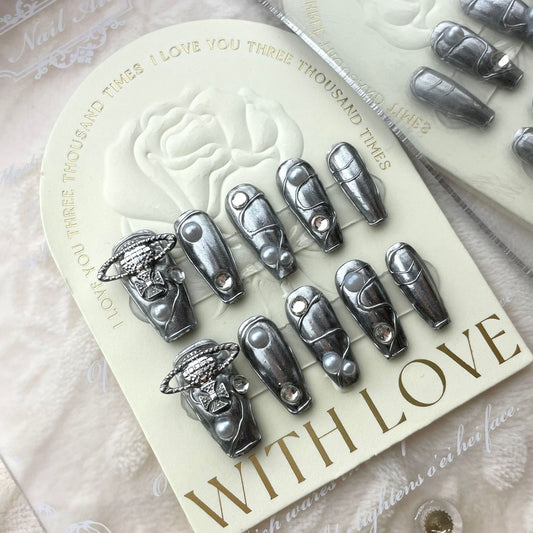 [Purely handmade real shot] The Queen Mother of the West wears a bright silver Spice Girl wind finger that can be worn repeatedly | 365nails